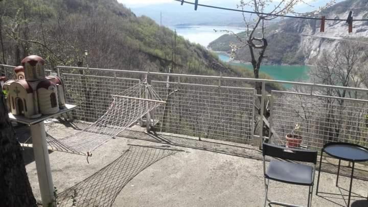 德巴尔 Melnicani, Breathtaking View旅馆 外观 照片