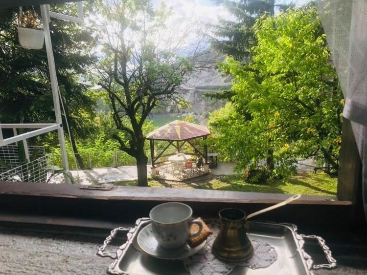 德巴尔 Melnicani, Breathtaking View旅馆 外观 照片